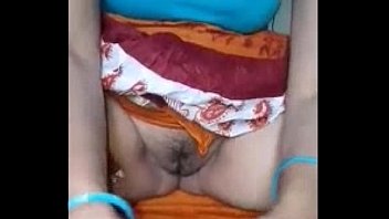 Young Indian Maid Playing Cock Blowjob Audio In Open Pussy Desipapacom